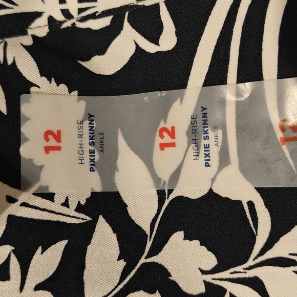 NWT Old Navy high rise skinny ankle pants - Picture 7 of 11